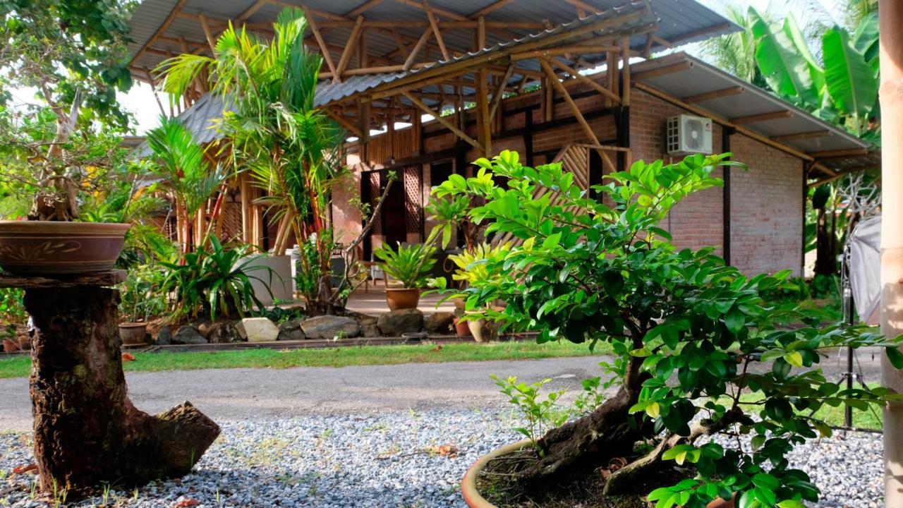Bamboo Cottage Langkawi Пантай Ченанг Екстериор снимка